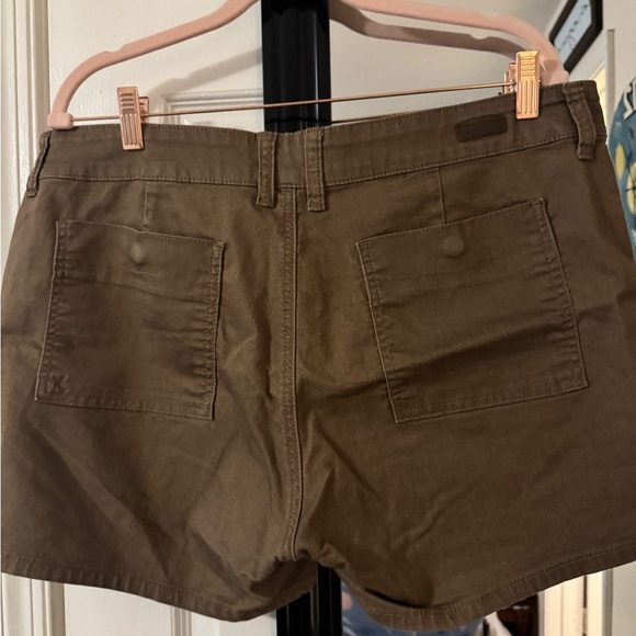 Kut from the Kloth light brown  Cargo Shorts - Picture 4 of 5